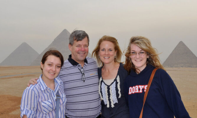 Priscilla Lawrence and Patrick MeLampy give to advance multiple myeloma research.