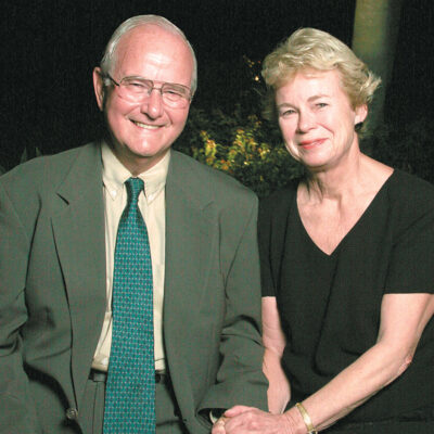The Hale Family receives the Sidney Farber Medical Research Award.